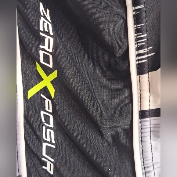 Zero Xposur Razorback Women's Work Out Top   Size 12 - Picture 3 of 7